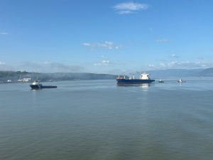 Remorquage LIVORNO EXPRESS par Abeille HORIZON