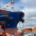 Remorquage LIVORNO EXPRESS par Abeille HORIZON
